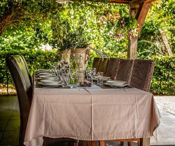 Gasthoeve-de-drie-eiken Guest house